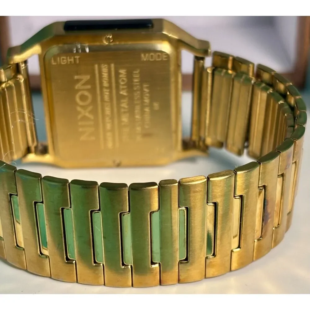 Nixon surprise free